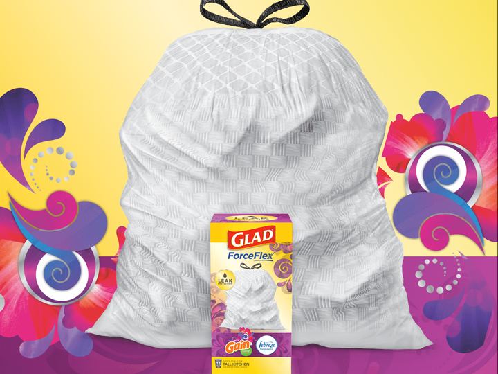 Glad ForceFlex bag with Gain and Febreze